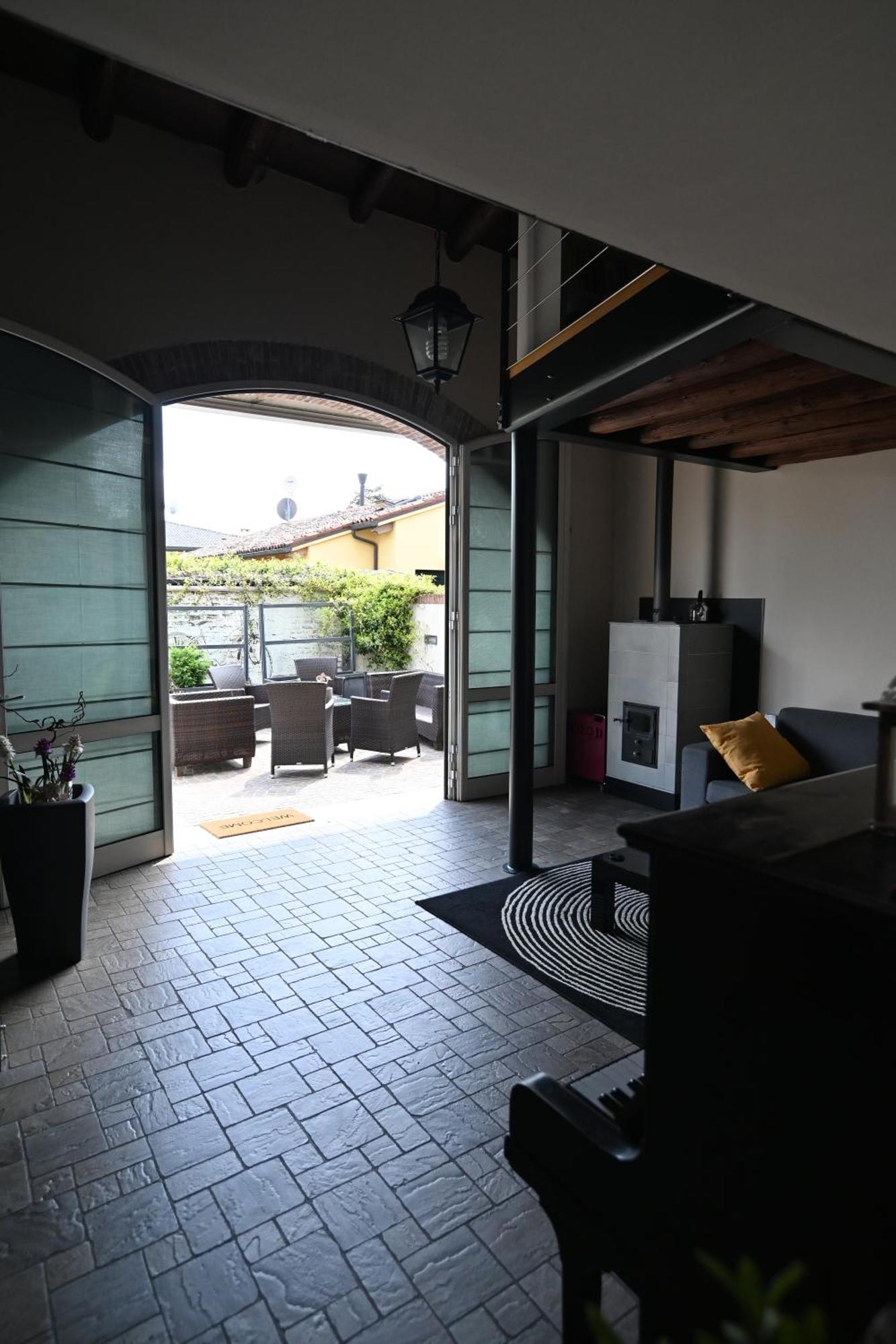 Ca Centosa Artistic House Villa Storica Ristrutturata Con Patio E Giardino Читадела Екстериор снимка